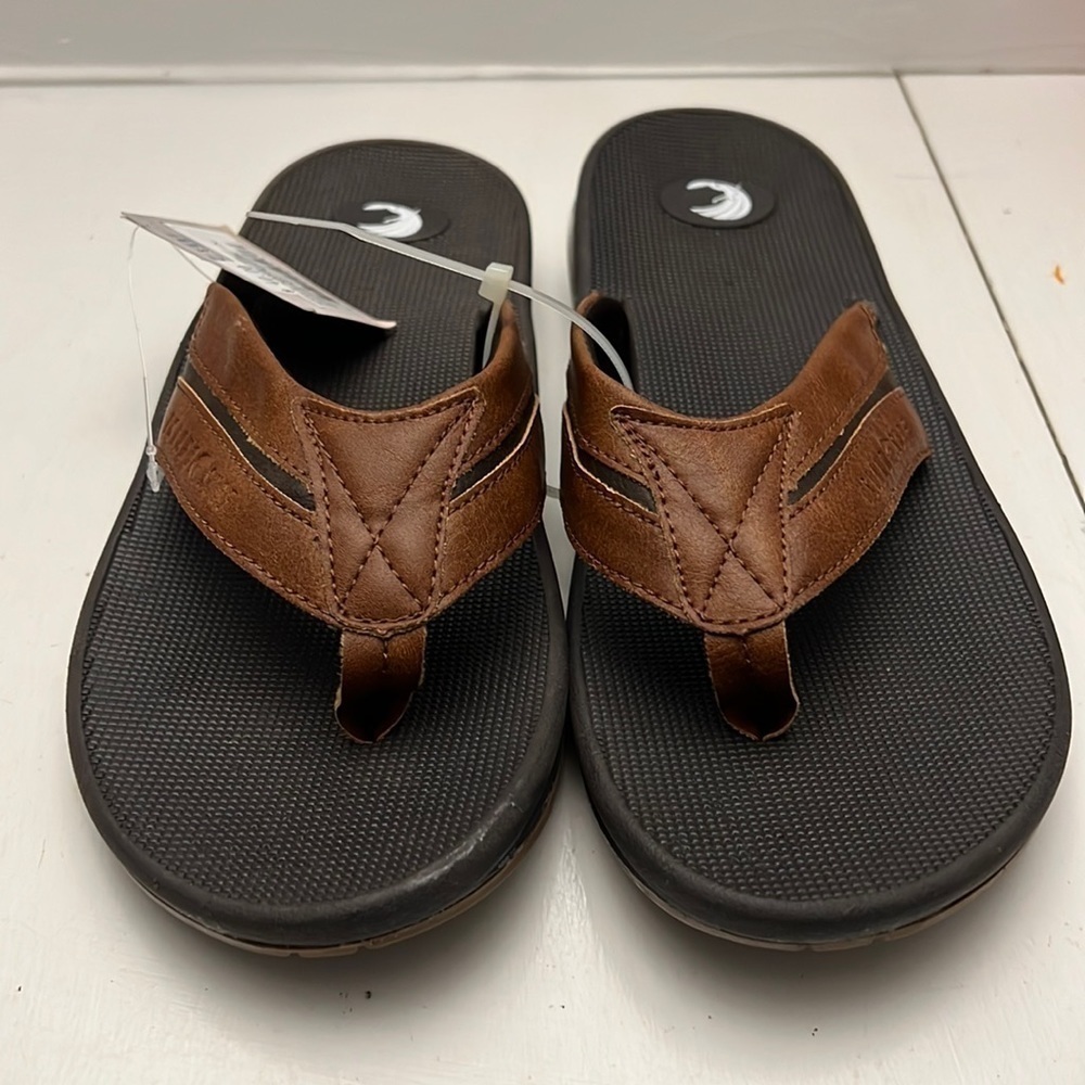 Island Surf Women’s Thong Sandals NWT size 8